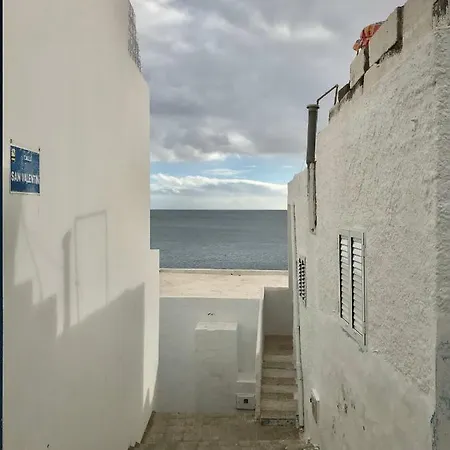 Casa Atlantica Apartment *
